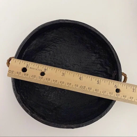 Vintage Hand Made Asian Basket with handle and lid - Picture 13 of 13